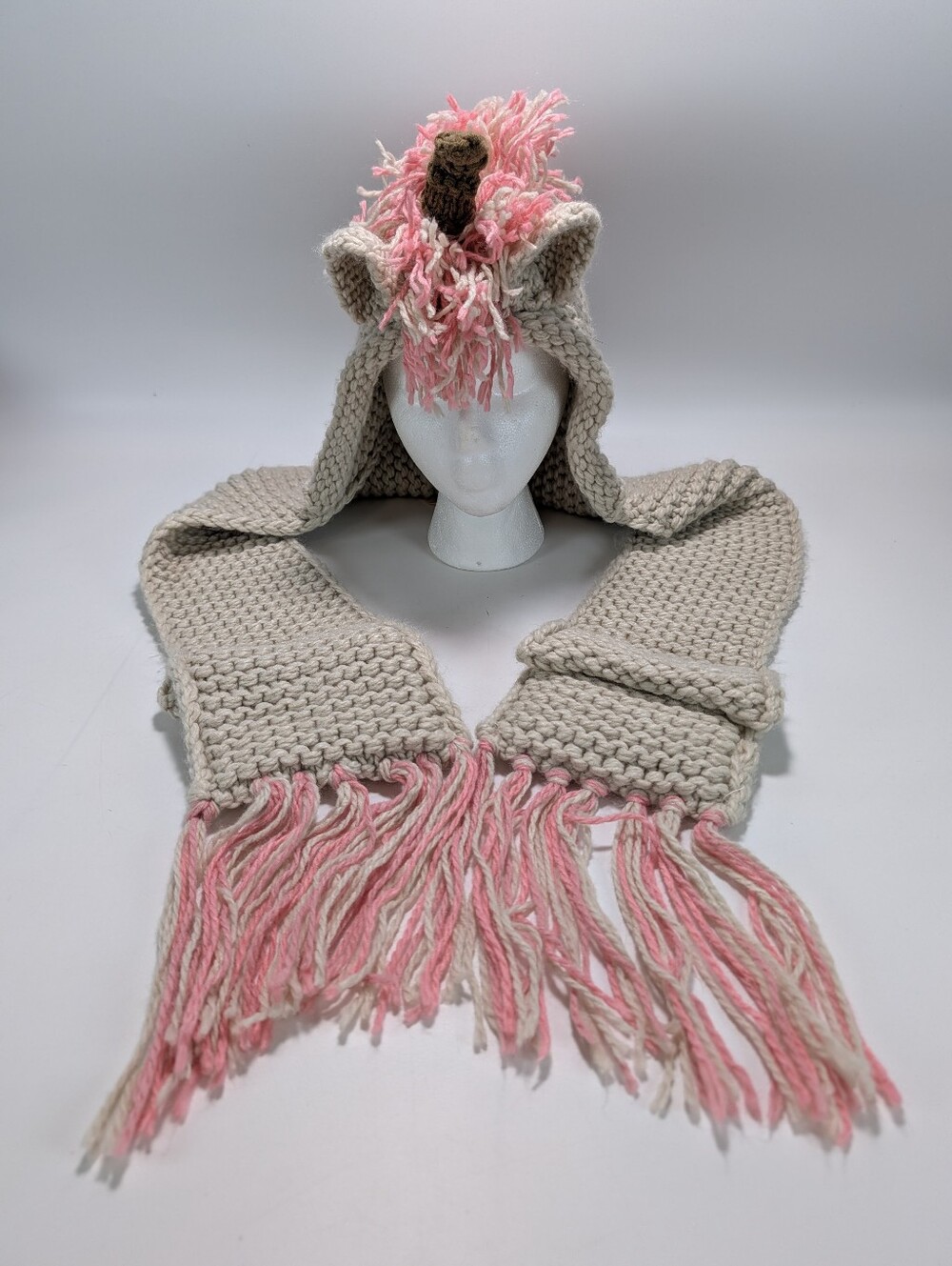 Tacobear Crochet Unicorn Winter Hat with Scarf And Pockets NWT